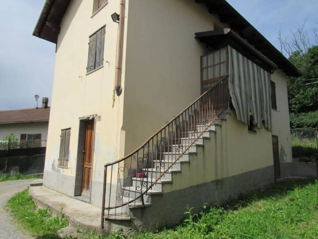 casa indipendente in vendita ad Acqui Terme