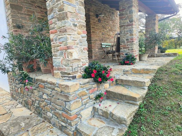 casa indipendente in vendita ad Acqui Terme