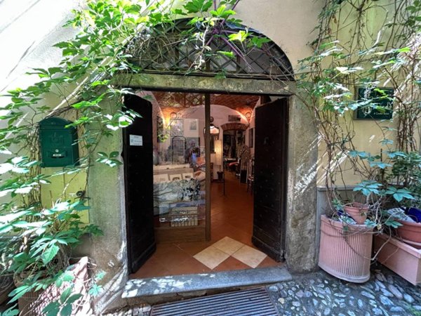 negozio in vendita ad Acqui Terme