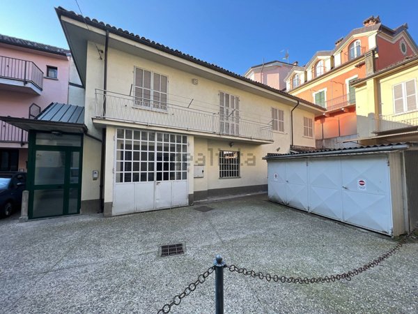 casa indipendente in vendita ad Acqui Terme