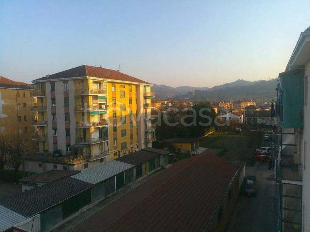 appartamento in vendita ad Acqui Terme