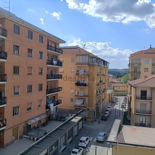 appartamento in vendita ad Acqui Terme