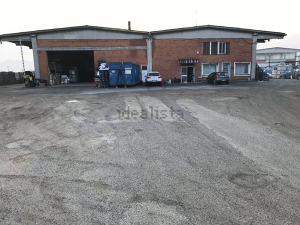 capannone in vendita ad Acqui Terme