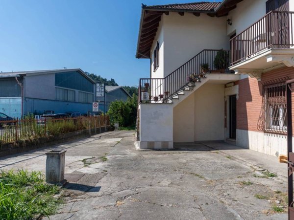 casa indipendente in vendita ad Acqui Terme