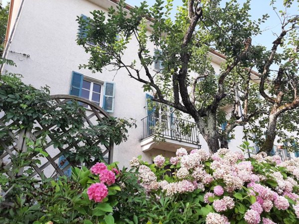 casa indipendente in vendita ad Acqui Terme