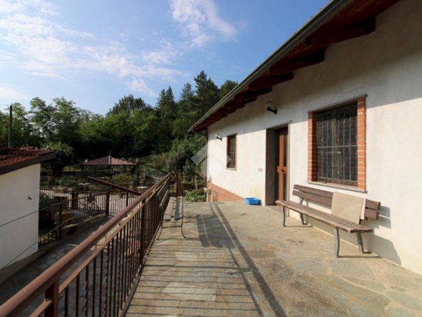 casa indipendente in vendita ad Acqui Terme