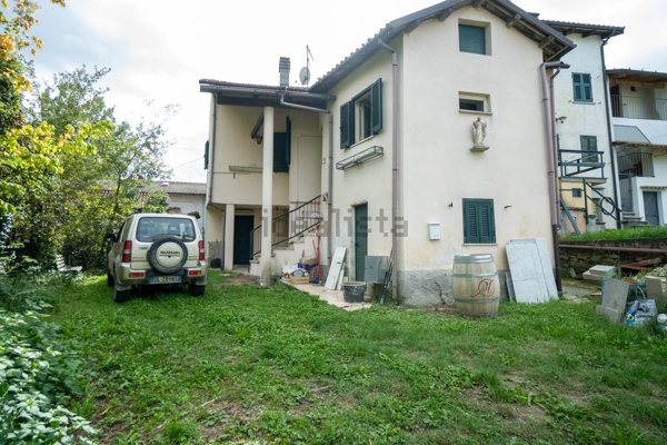 casa indipendente in vendita ad Acqui Terme