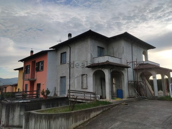 casa indipendente in vendita ad Acqui Terme