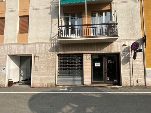 negozio in vendita ad Acqui Terme