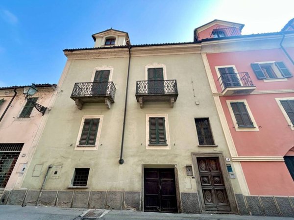 casa indipendente in vendita ad Acqui Terme