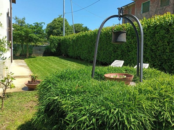 casa indipendente in vendita ad Acqui Terme