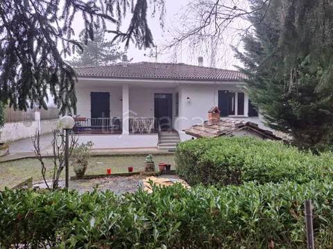 casa indipendente in vendita ad Acqui Terme