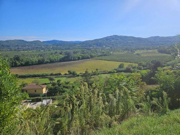 casa indipendente in vendita ad Acqui Terme