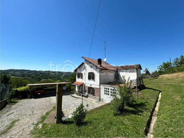 casa indipendente in vendita ad Acqui Terme