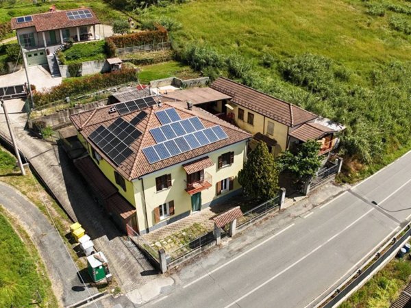 casa indipendente in vendita ad Acqui Terme
