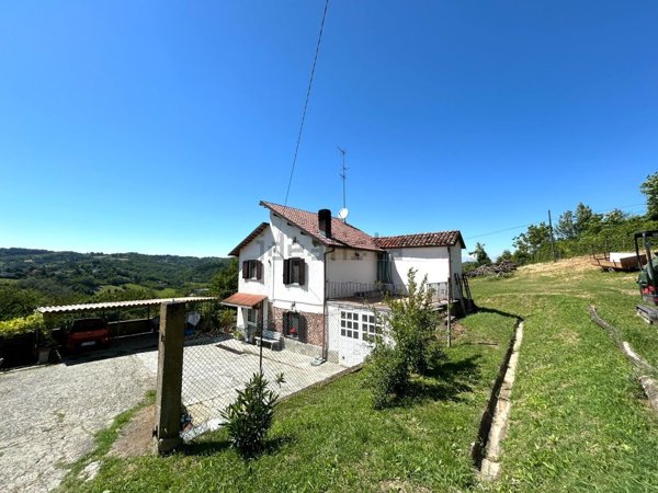 casa indipendente in vendita ad Acqui Terme
