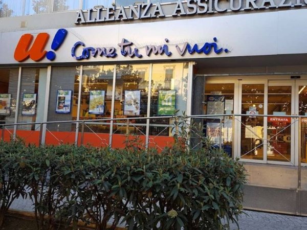 locale commerciale in vendita ad Acqui Terme