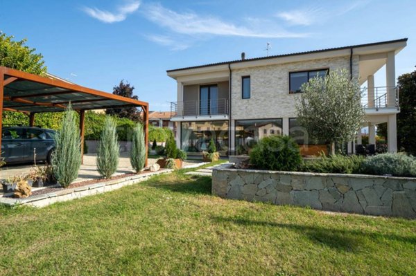 casa indipendente in vendita ad Acqui Terme