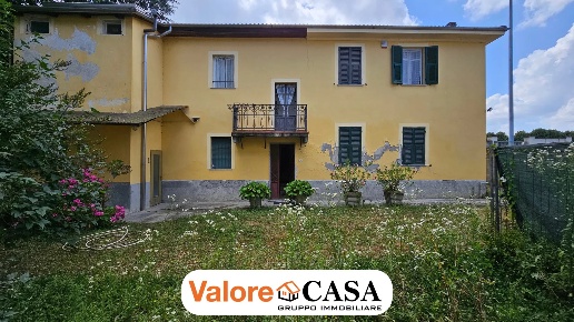 casa indipendente in vendita ad Acqui Terme