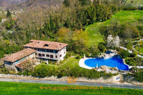 casa indipendente in vendita ad Acqui Terme