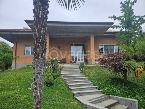 casa indipendente in vendita ad Acqui Terme