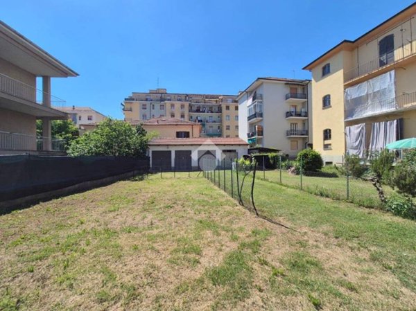 casa indipendente in vendita ad Acqui Terme