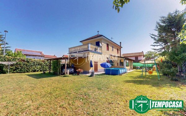 casa indipendente in vendita ad Acqui Terme