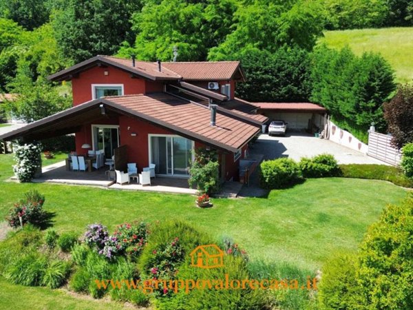 casa indipendente in vendita ad Acqui Terme