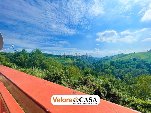casa semindipendente in vendita ad Acqui Terme in zona Moirano
