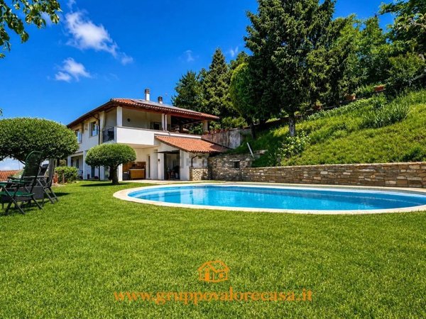 casa semindipendente in vendita ad Acqui Terme