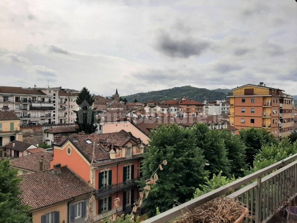 appartamento in vendita ad Acqui Terme