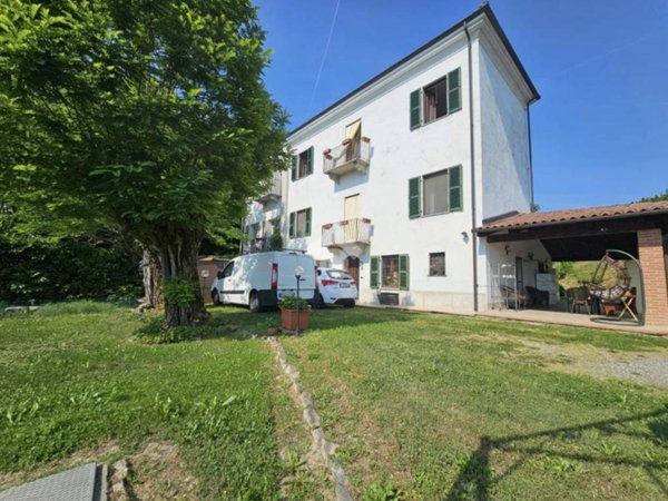 casa indipendente in vendita ad Acqui Terme in zona Moirano