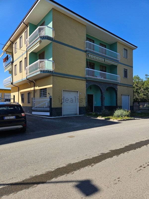 appartamento in vendita ad Acqui Terme in zona Moirano