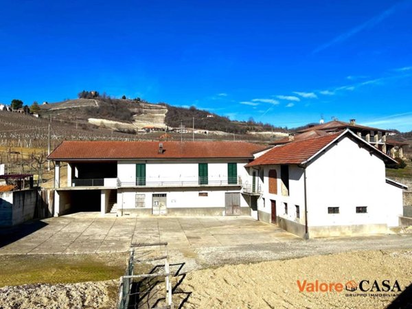 casa indipendente in vendita ad Acqui Terme