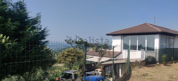 casa indipendente in vendita ad Acqui Terme in zona Moirano