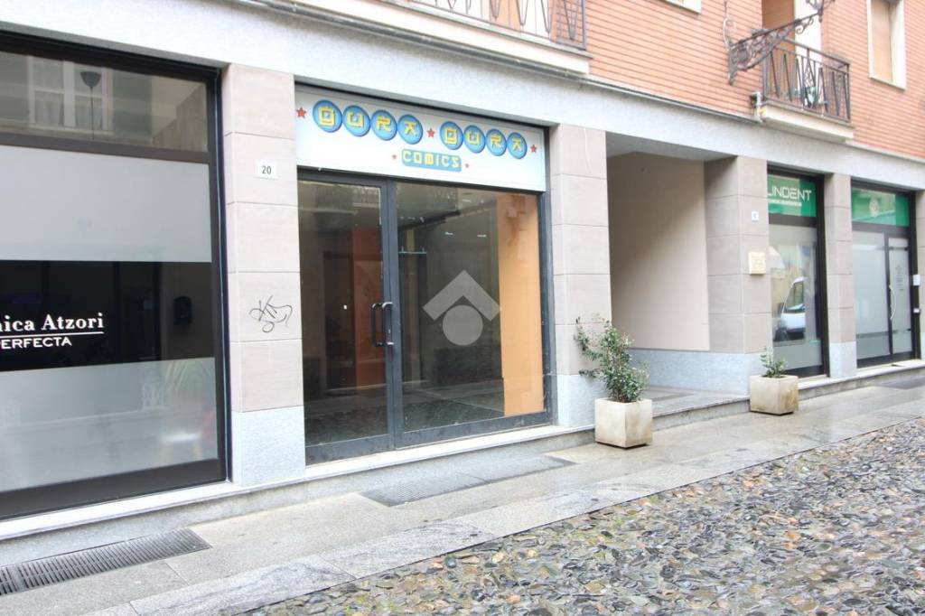 negozio in vendita ad Acqui Terme