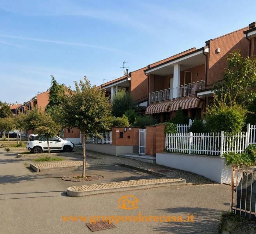 casa indipendente in vendita ad Acqui Terme