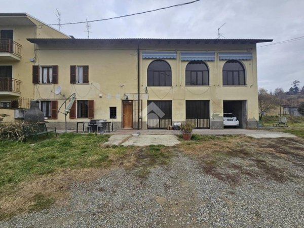 casa indipendente in vendita ad Acqui Terme
