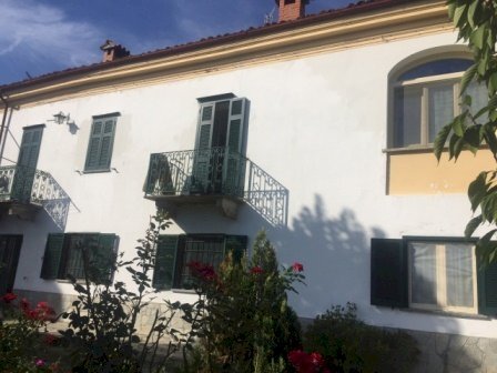casa indipendente in vendita ad Acqui Terme