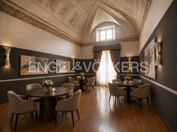 locale commerciale in vendita ad Acqui Terme