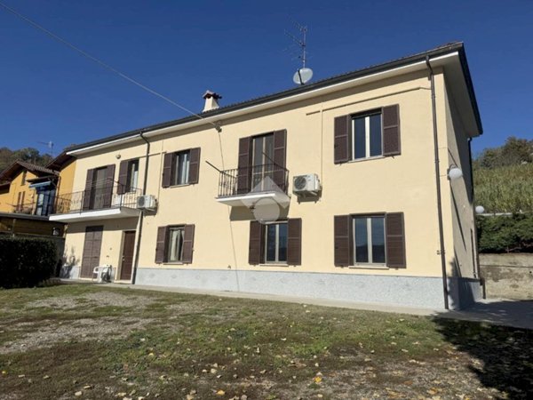 casa indipendente in vendita ad Acqui Terme
