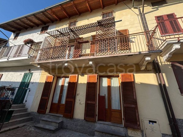 casa indipendente in vendita a Cavaglià