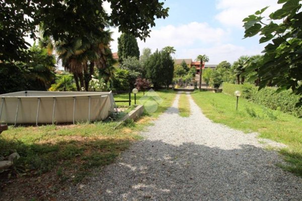 casa indipendente in vendita a Cavaglià