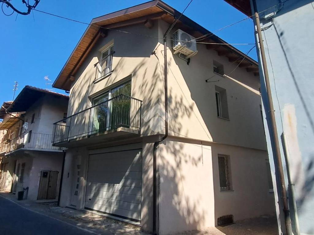 casa semindipendente in vendita a Cavaglià