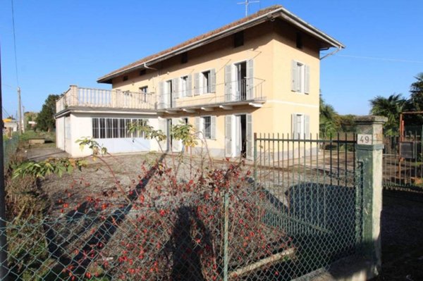casa indipendente in vendita a Cavaglià