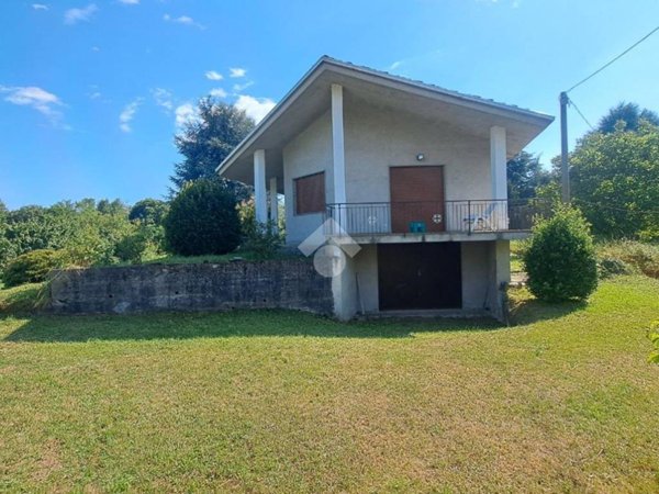 casa indipendente in vendita a Cavaglià