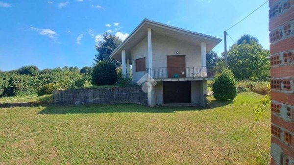 casa indipendente in vendita a Cavaglià