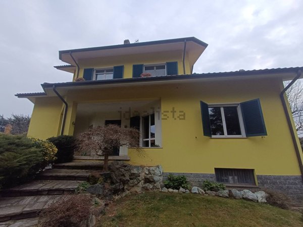 casa indipendente in vendita a Cavaglià