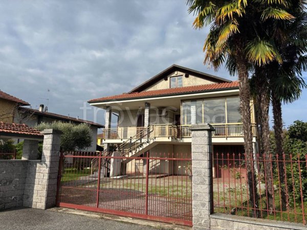 casa indipendente in vendita a Cavaglià