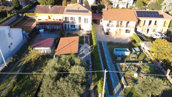 casa indipendente in vendita a Cavaglià